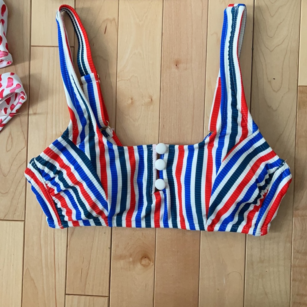 Small bathing suit bundle - Picture 2 of 4